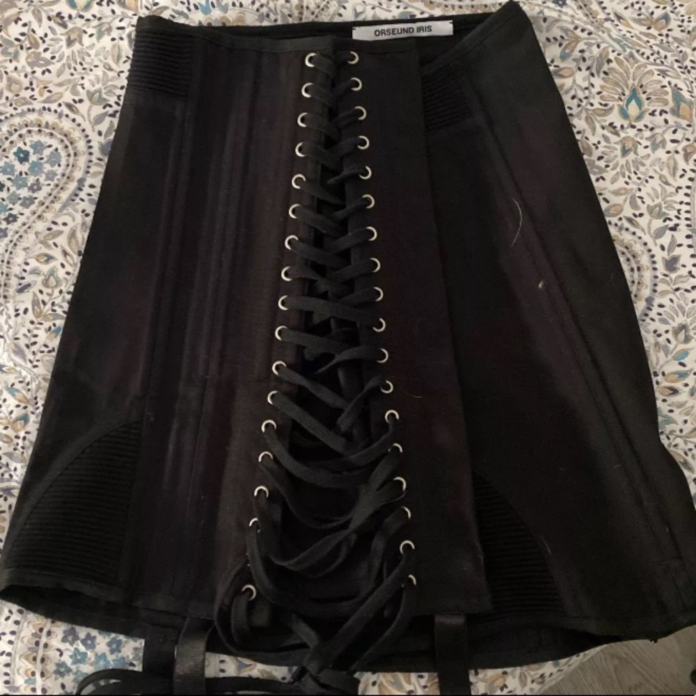 Orseund iris black gamine skirt